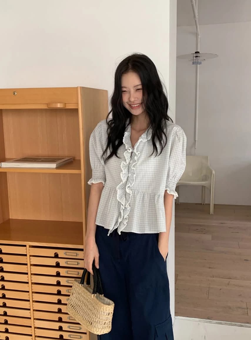 WITHOUTSUMMER - Moi ruffle blouse_check